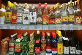 这3款白酒都是纯粮好酒，价格在30元左右，好喝不上头图片