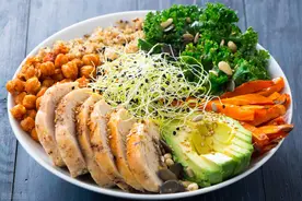 超市的“冷冻鸡胸肉”为何从不断货？到底有营养吗？建议看完再买图片