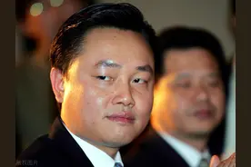 黄光裕出狱，这回是真的！他和杜鹃的婚姻，幸福那也是“真”的图片