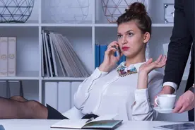 被自己的女老板潜规则了，怎么办？图片