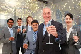 常喝小酒和偶尔喝大酒，哪种更伤身？本文结合大数据研究说出实情图片