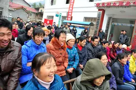 俗语“男怕三点头，女怕大步走”，为什么这么说？有没有道理？图片