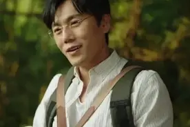 沙雕女主系列赵露思成热门选手，新人发问：您看我还有机会吗？图片