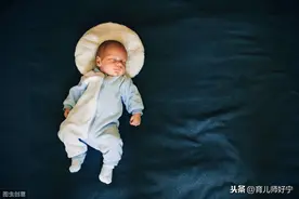 【育儿传言粉碎机】睡米枕头可以使宝宝的后脑勺更好看?图片