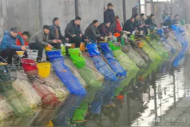 黑坑到底赚不赚钱？带你走进黑坑世界图片