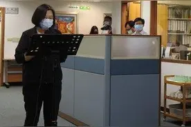台湾新版“护照”被指“去中国化”，蔡英文回应了图片