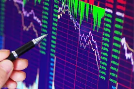 第一次炒股就赚10万，感觉很有投资天赋，可做一个专业散户吗？图片