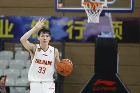 陆文博27分吴前4+10 浙江净胜53分擒福建送对手11连败图片