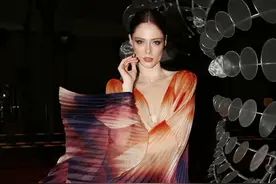 520约会“战袍”渐变裙的浪漫仙气谁能挡得住图片