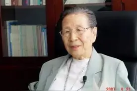 84岁老太不退休造国产芯片，打破美国技术垄断，为国家省上万亿图片