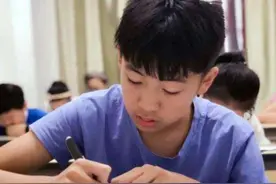 天才神童11岁读高中，多次考入985重点大学，为什么屡遭劝退图片