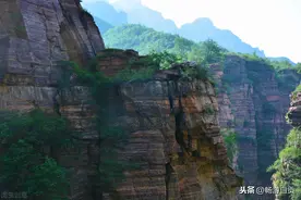 畅游自贡之庙坝洞子沟大峡谷图片