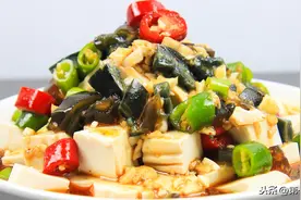 春节家宴就做这道凉拌菜，过年食材不涨价，2分钟做一盘开胃解腻图片