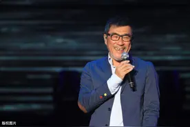 李宗盛爱的代价，紅顏知己突然登臺！李宗盛唱著唱著忍不住流出淚图片