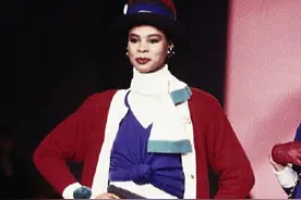老照片：一组90年代香奈儿时装秀图片