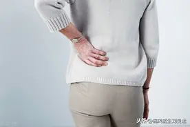 老年痛风难治疗，子女为父母治病请慎用消炎镇痛和降尿酸药图片