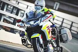 国产“春风”CF1250J公升级警用摩托，整个前脸布局有了新的变化图片