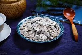 龙骨牡蛎，生用煅用功效不一样，想镇惊安神还是固涩肾精，别用错图片