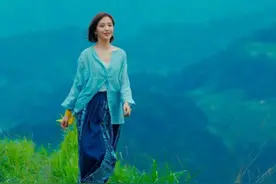 佟丽娅升官了！成视协副主任林永健是上司，孙俪罗晋还在她下面图片