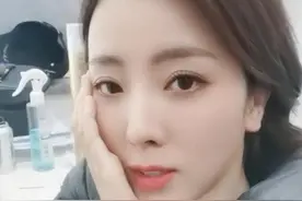 央视主持李思思正减肥，却被指脸型瘦成外星人？网友：胖点更好看图片