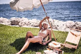 美国模特/设计师Devon Windsor 2020夏季泳装系列图片