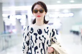 穿衣显贵气的女人，通常不会放过以下3类衣服，耐穿还显气质感图片