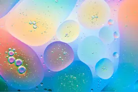乳房上长起了小水泡是怎么回事？别急，许医生教你处理图片