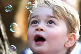 乔治，夏洛特和路易，英国皇室王子和公主成长全记录，家教很重要图片