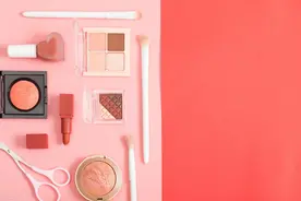 你的化妆品可以这样摆拍图片