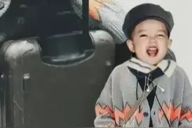 肖战被粉丝催婚了大家迫不及待地想看看战战的小孩，这不就来了嘛图片
