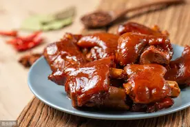 每一步都对，就味道不对？大厨说:就3个细节，巧操作的猪蹄才能香图片