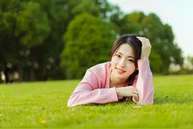 “我有房有车，你啥都没有，凭什么要彩礼？”，穷女孩的回答亮了图片