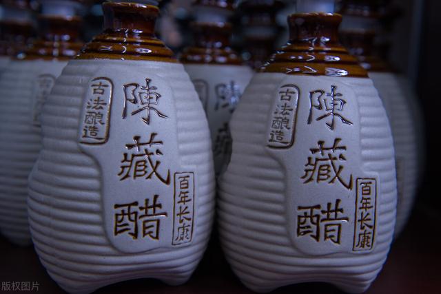 醋分四大类，做菜该用哪一种醋，记住4句口诀，就不会错，菜还香