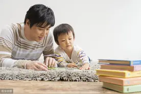 跳律动操、读绘本、唱儿歌，亲子活动玩这些就对了图片