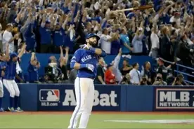 猛男的N种本垒打庆祝姿势图片