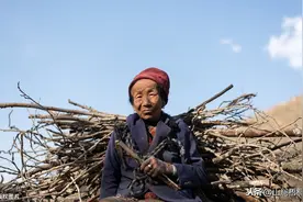 农村低保户核查又来了，这次不仅查违规，还查3类人员救助情况图片