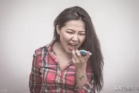 掏耳朵正确姿势是什么？图片