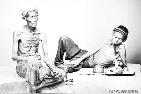 晚清穷人生活场景：苦苦挣扎难活命，每一张都充满血泪，不堪回首图片