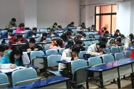 大一加入学生会，室友都成功了，我被刷下来了，很自卑怎么办？图片