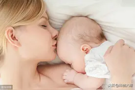 【科学辟谣】母乳的营养没有配方奶好图片