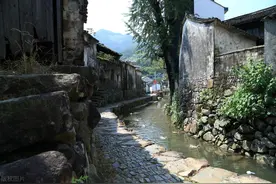 儿女情长总是诗，回头一望是乡愁图片