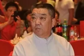 他可能是主流相声界被无端黑得最惨的！连相貌都能拿来大做文章图片