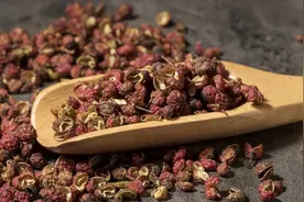 做菜时，怎样激发花椒最佳的“麻味”和“香味”？看完这你就懂了图片