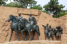 济南战役，502全军指挥，501首长在忙什么呢？图片