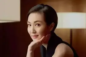 霍英东孙女霍思纬，靠自己身家上亿，不输赌王大房宝石千金何家文图片
