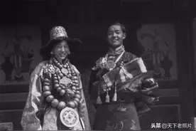 1943年 甘肃夏河拉卜楞寺的一场藏蒙通婚大典全程记录影像图片