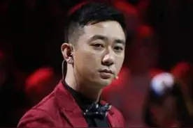 王自健落幕李诞登台，「今晚80后」四个男人“爱恨情仇”的往事图片