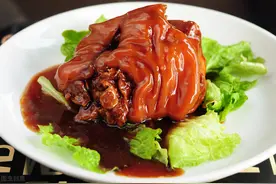 一只红烧猪蹄诱发重症急性胰腺炎，男子被送进急诊！医生：这个病假期多发图片