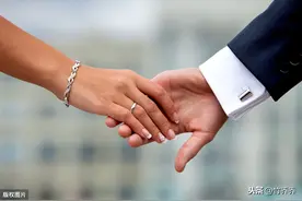 我的爱情观：最好的爱情，就是两个人一起慢慢变老。图片