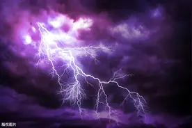 我国已经进入雷暴多发季节，你知道雷电是怎样形成的吗？科学避雷图片